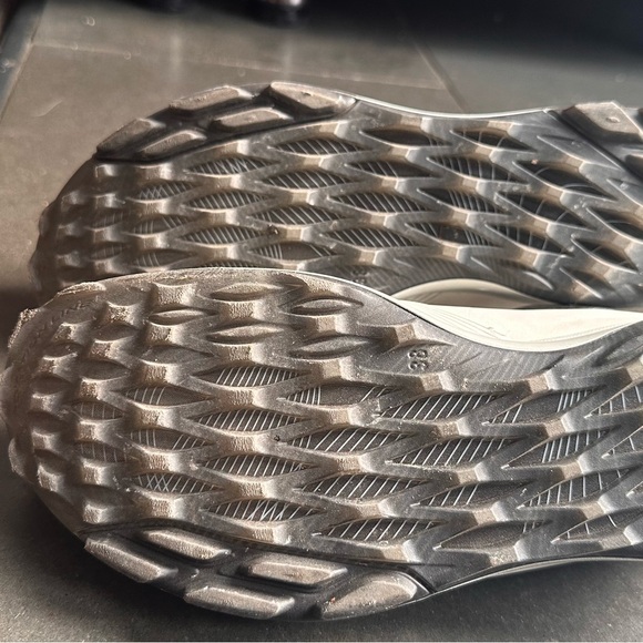 Excellent condition Size 38 white Ecco runners - Picture 4 of 6